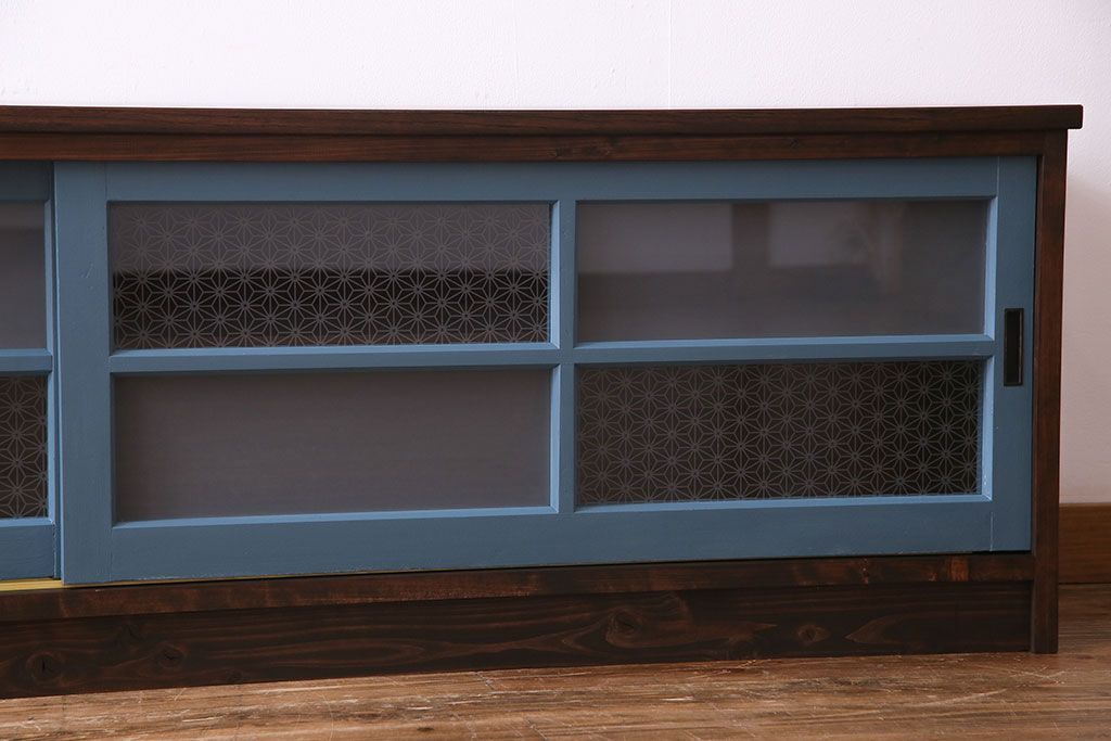 ラフジュ工房オリジナル　組子モチーフガラス　レトロな雰囲気漂うリメイクローボード(収納棚、リビングボード)