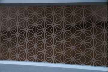 ラフジュ工房オリジナル　組子モチーフガラス　レトロな雰囲気漂うリメイクローボード(収納棚、リビングボード)