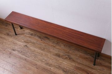 昭和初期　ケヤキ材一枚板　つややかな漆塗りのリメイク鉄脚ベンチ(板座チェア、椅子)