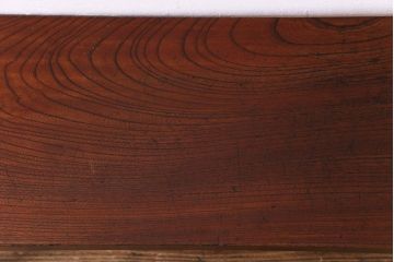 アンティーク雑貨　昭和中期　漆塗り　くっきりとした木目が美しいケヤキ材一枚板の鉄脚ベンチ(板座チェア、飾り台)(2)