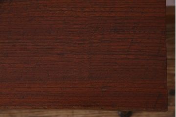 アンティーク雑貨　昭和中期　漆塗り　くっきりとした木目が美しいケヤキ材一枚板の鉄脚ベンチ(板座チェア、飾り台)(2)