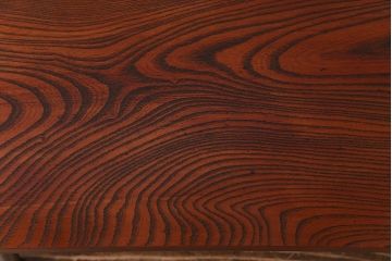 アンティーク雑貨　昭和中期　漆塗り　くっきりとした木目のケヤキ材を使った鉄脚スツール(ベンチ、板座チェア、飾り台)