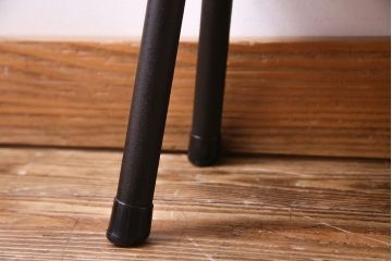 アンティーク雑貨　リメイク品　くっきりとした木目の一枚板を使用した鉄脚ベンチ(飾り台、花台、踏み台)