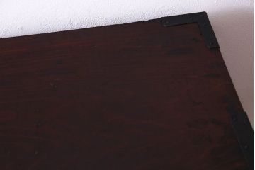 アンティーク家具　和製アンティーク　杉材　巾着金具と漆塗りが魅力の松本箪笥(和タンス、衣装箪笥、整理箪笥)