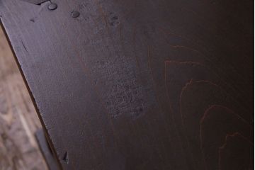 アンティーク雑貨　大正昭和初期　ヒノキ材　脚のデザインがおしゃれな踏み台(花台、飾り台)