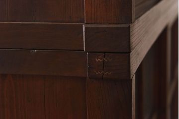 アンティーク家具　和製アンティーク　前面ケヤキ材　花ガラスがおしゃれな重ね収納棚(食器棚、飾り棚)