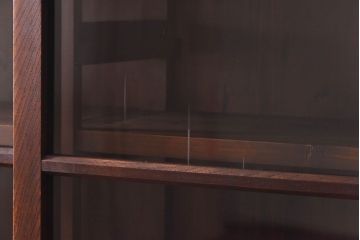 アンティーク家具　和製アンティーク　前面ケヤキ材　花ガラスがおしゃれな重ね収納棚(食器棚、飾り棚)