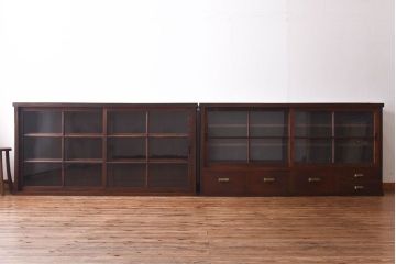 アンティーク家具　和製アンティーク　前面ケヤキ材　花ガラスがおしゃれな重ね収納棚(食器棚、飾り棚)