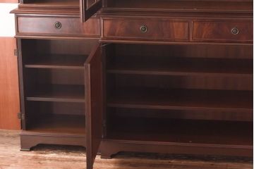 ヴィンテージ家具　イギリスビンテージ　マホガニー材　気品漂う佇まいが魅力の重ね収納棚(キャビネット、戸棚、収納棚)