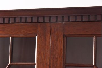 ヴィンテージ家具　イギリスビンテージ　マホガニー材　気品漂う佇まいが魅力の重ね収納棚(キャビネット、戸棚、収納棚)