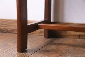 ヴィンテージ家具　北欧ビンテージ　チーク材　メンズライクにもぴったりなベンチ(長イス)