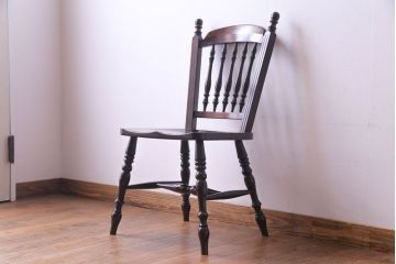 中古美品　松本民芸家具　クラシカルな安川式スピンドルチェア(ダイニングチェア、椅子)(定価約9万7千円)(2)