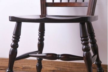 中古美品　松本民芸家具　クラシカルな安川式スピンドルチェア(ダイニングチェア、椅子)(定価約9万7千円)(2)