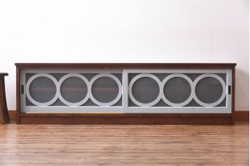 ラフジュ工房オリジナル　ペイント　丸いデザインでレトロな雰囲気漂うリメイクローボード(収納棚、リビングボード)