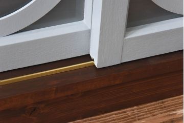 ラフジュ工房オリジナル　ペイント　丸いデザインでレトロな雰囲気漂うリメイクローボード(収納棚、リビングボード)