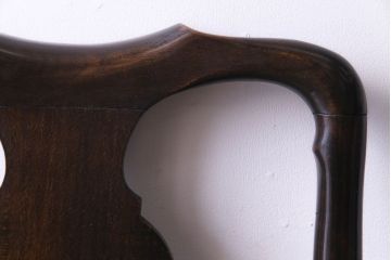 アンティーク家具　イギリスアンティーク　ウォールナット材　上品で優雅なフォルムが魅力的なチェア(椅子、ダイニングチェア、ワークチェア)