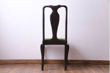 アンティーク家具　イギリスアンティーク　ウォールナット材　上品で優雅なフォルムが魅力的なチェア(椅子、ダイニングチェア、ワークチェア)