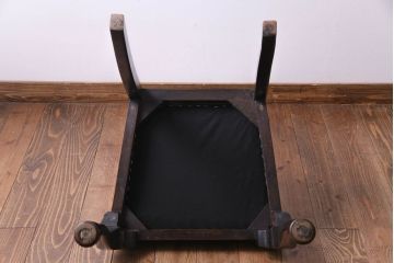 アンティーク家具　イギリスアンティーク　ウォールナット材　上品で優雅なフォルムが魅力的なチェア(椅子、ダイニングチェア、ワークチェア)