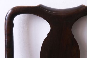 アンティーク家具　イギリスアンティーク　ウォールナット材　上品で優雅なフォルムが魅力的なチェア(椅子、ダイニングチェア、ワークチェア)(1)