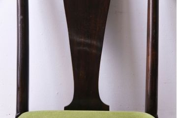 アンティーク家具　イギリスアンティーク　ウォールナット材　上品で優雅なフォルムが魅力的なチェア(椅子、ダイニングチェア、ワークチェア)(1)