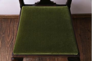 アンティーク家具　イギリスアンティーク　ウォールナット材　上品で優雅なフォルムが魅力的なチェア(椅子、ダイニングチェア、ワークチェア)(1)