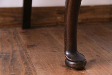 アンティーク家具　イギリスアンティーク　ウォールナット材　上品で優雅なフォルムが魅力的なチェア(椅子、ダイニングチェア、ワークチェア)(1)