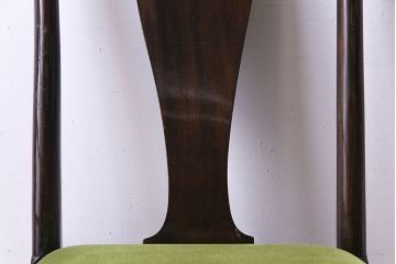 アンティーク家具　イギリスアンティーク　ウォールナット材　上品で優雅なフォルムが魅力的なチェア(椅子、ダイニングチェア、ワークチェア)(2)