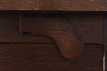 アンティーク雑貨　ジャンク品　YAMAHA(ヤマハ、日本楽器)　ナラ材製　ノスタルジックな佇まいのオルガン