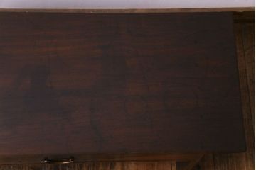 アンティーク家具　和製アンティーク　天板一枚板　前板に黒柿材を使用したいぶし銀の趣きあふれる文机(ローテーブル)