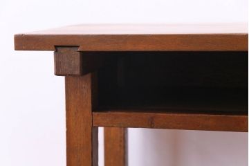 レトロ家具　昭和レトロ　素朴な味わいの学校の木製デスク(平机、在宅ワーク、在宅用学習机)