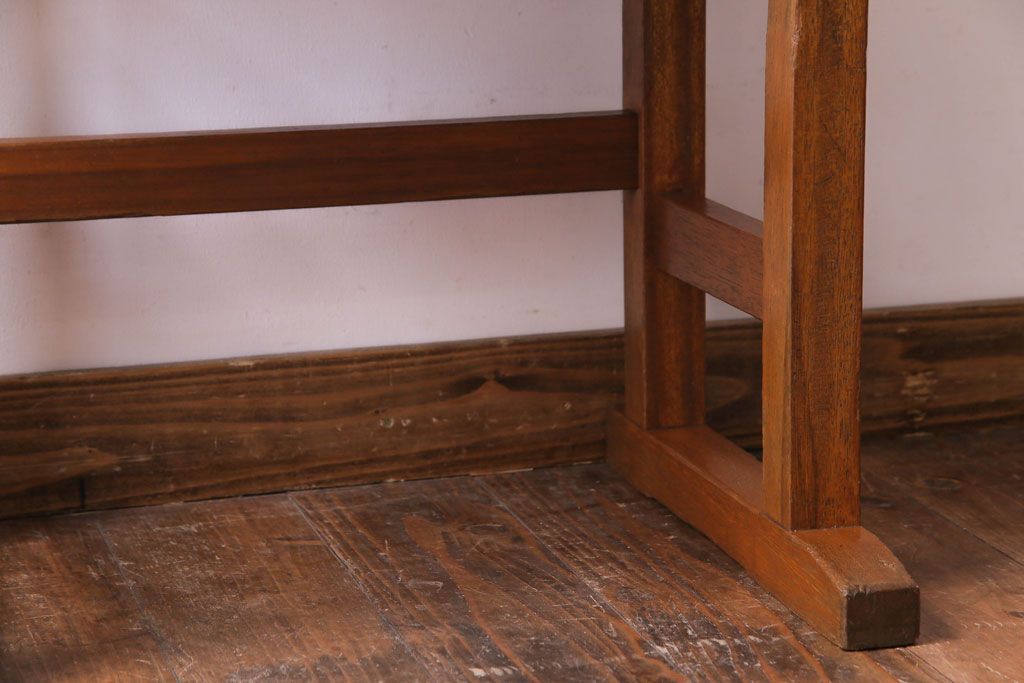 レトロ家具　昭和レトロ　素朴な味わいの学校の木製デスク(平机、在宅ワーク、在宅用学習机)