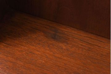 G-PLAN(ジープラン)　Brasilia(ブラジリア)　北欧家具　チーク材　美しいフォルムのサイドボード(サイドキャビネット)(1)