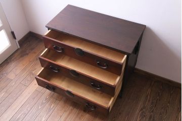 アンティーク家具　リメイク品　シンプルな丸金具が魅力の鉄脚付き時代箪笥ローボード(ローチェスト、リビングボード)
