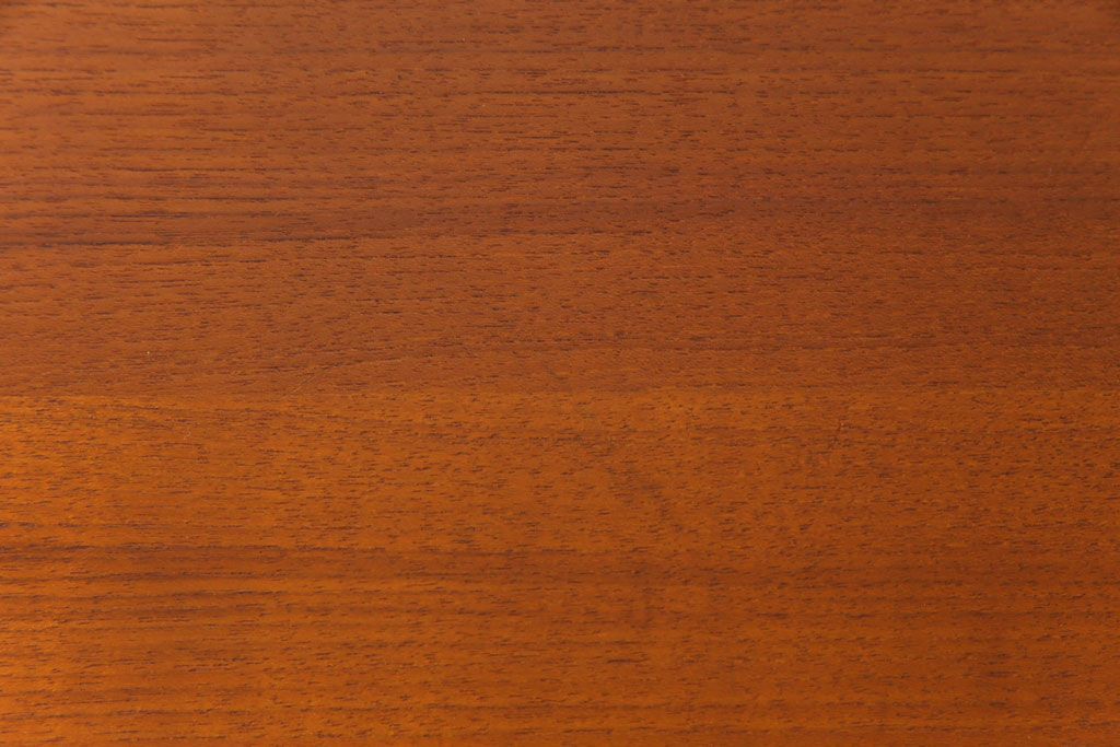 北欧家具　ビンテージ　G-PLAN(ジープラン)　チーク材の柔らかな雰囲気が魅力のコーナーキャビネット(サイドボード)