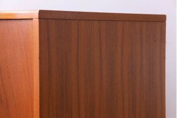 北欧家具　ビンテージ　G-PLAN(ジープラン)　チーク材の柔らかな雰囲気が魅力のコーナーキャビネット(サイドボード)
