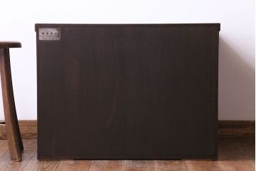 中古美品　伝統民芸家具　岩谷堂　桐紋　杢目と金具が存在感を放つ箪笥ローボード(テレビボード、戸棚)