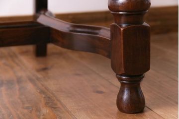 アンティーク家具　イギリスアンティーク　ウォールナット材 リボンのような背もたれがエレガントなチェア(ダイニングチェア、ワークチェア、椅子)(1)