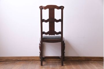アンティーク家具　イギリスアンティーク　ウォールナット材 リボンのような背もたれがエレガントなチェア(ダイニングチェア、ワークチェア、椅子)(2)
