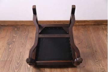 アンティーク家具　イギリスアンティーク　ウォールナット材 リボンのような背もたれがエレガントなチェア(ダイニングチェア、ワークチェア、椅子)(2)