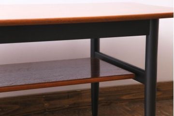 北欧ビンテージ　チーク材　ペイント家具　コントラストがスタイリッシュなセンターテーブル