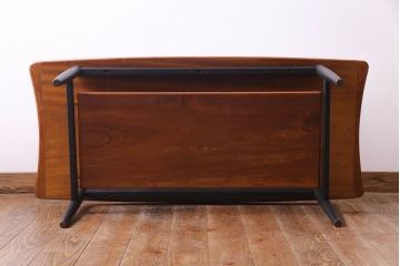 北欧ビンテージ　チーク材　ペイント家具　コントラストがスタイリッシュなセンターテーブル