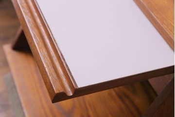 アンティーク家具　北欧家具　チーク材製　珍しいデザインのテレフォンベンチ(サイドテーブル、花台)