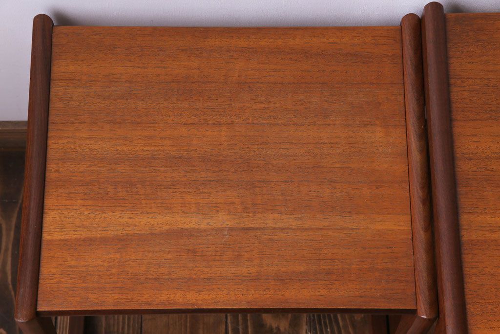 北欧家具　G-PLAN　チーク材　コンパクトな仕様が魅力のネストテーブル(サイドテーブル)