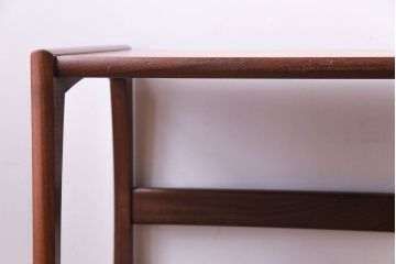 北欧家具　G-PLAN　チーク材　コンパクトな仕様が魅力のネストテーブル(サイドテーブル)