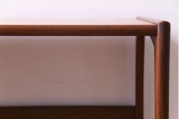 北欧家具　G-PLAN　チーク材　コンパクトな仕様が魅力のネストテーブル(サイドテーブル)