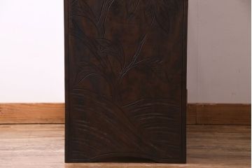 ヴィンテージ家具　ビンテージ　伝統工芸軽井沢彫り　精巧な彫りが見事なライティングビューロー(簿記机、在宅ワーク、在宅用デスク)