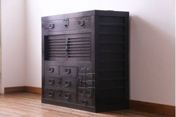 アンティーク家具　和製アンティーク　前面ケヤキ材　深い色合いの美濃帳場箪笥(時代箪笥、和タンス)