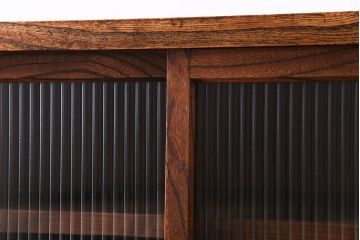 レトロ家具　昭和レトロ　前面ケヤキ材　リメイク　存在感のある杢目の鉄脚サイドボード(戸棚、収納棚)