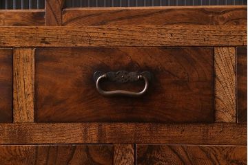 レトロ家具　昭和レトロ　前面ケヤキ材　リメイク　存在感のある杢目の鉄脚サイドボード(戸棚、収納棚)