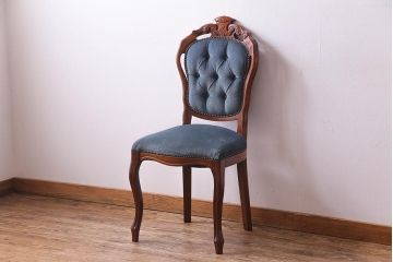 ビンテージ家具　ヨーロッパヴィンテージ　クラシカルなデザインが目を惹くロココ調ダイニングチェア(サロンチェア、椅子)(3)